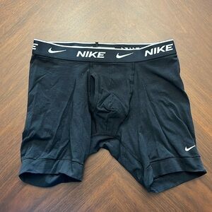 Nike dry fit small black boxer brief